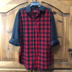 Men’s long sleeve shirt